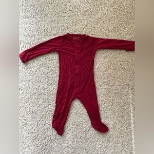 Maroon Modal Magnetic Me Footie